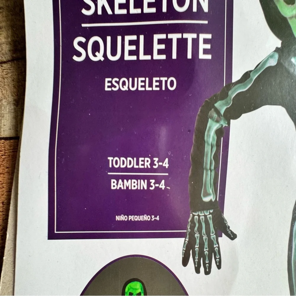 Glow-in-the-Dark Skeleton Costume for Toddles Size 3-4 NEW Unowrn